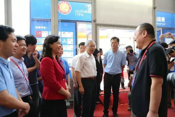 1531215724116491.jpg 微信图片_20180710174023.jpg